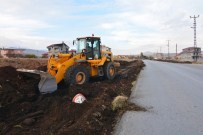 YAYA KALDIRIMI - Tatvan Belediyesi'nden Yol Genişletme Çalışması