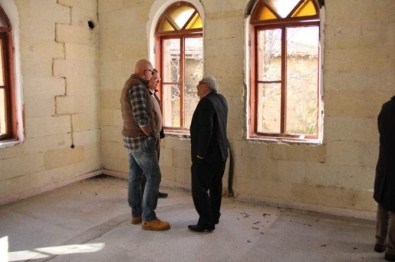 Uçhisar Kalkınma Ve Dayanışma Derneği Binasının Devir Teslimi Yapılıyor