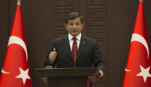 Başbakan Davutoğlu yeni kabineyi açıkladı