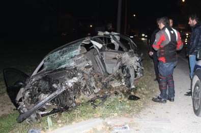 Bursa'da Aşırı Hız Can Aldı Açıklaması 1 Ölü 1 Yaralı