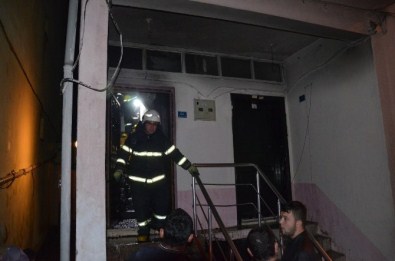 Fatsa'da Ev Yangını Korkuttu
