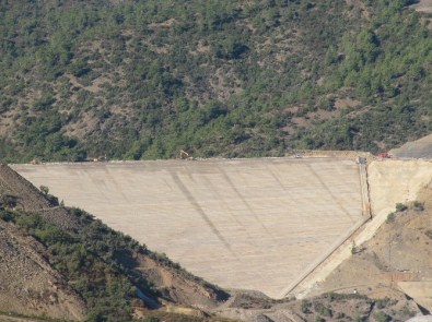 Gazipaşa Gökçeler Barajının Gövde Dolgusu Tamamlandı