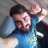 Kazada Ölen Genç Toprağa Verildi