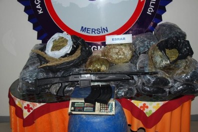 Mersin'de 61 Kilo Esrar Ele Geçirildi