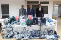 KALENDER - Sungurlu'dan Türkmenlere Kışlık Giyecek Yardımı