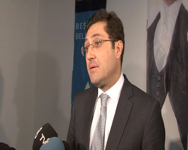 Sibel Can öğretmenler için söyledi