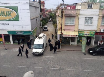 Adana'da 'Bomba Yüklü Araç' alarmı