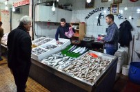BALIK FİYATLARI - Balık Fiyatları Cep Yakıyor