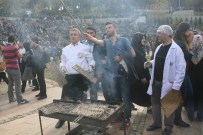 TRABZON VALİSİ - Hamsi Bol Olunca Şöleni De Yapıldı