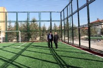 SABAHATTIN ÇAKMAKOĞLU - İncesu Belediyesi 12 Mahallede Mini Futbol Sahaları Yaptı