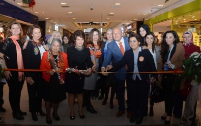 Kadın Fotoğrafları Sergisi'ne Büyük İlgi