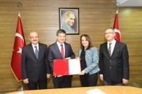 BERNA ÖZTÜRK - Merkezefendi Belediyesi'nden Yeni Doğan Bebeklere Hediye Seti