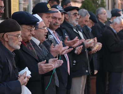 7 asırdır her Cuma 'esnaf duası' ediyorlar