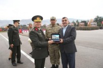 HALIL ÇOMAKTEKIN - Amasya'da Askerler Yemin Etti