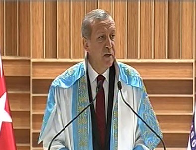 Cumhurbaşkanı Erdoğan'dan üniversite öğrencilerine müjde