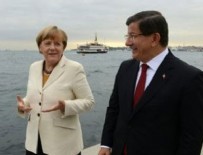 Davutoğlu, Merkel'le görüştü