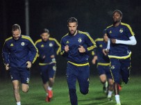 MEHMET TOPUZ - Fenerbahçe, Trabzonspor Maçı Hazırlıklarına Başladı
