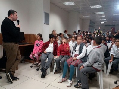 Kütüphanede Ağız Diş Sağlığı Haftası Kutlandı