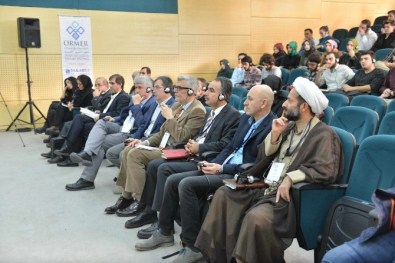 SAÜ'de 'İslam Ve Demokrasi' Konulu Sempozyum Düzenlendi