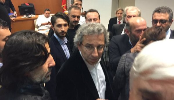 Can Dündar ve Erdem Gül tutuklandı