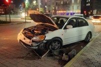 Elazığ'da Trafik Kazası Açıklaması 2 Yaralı