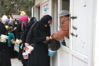 İyider Tarafından 650 Suriyeliye Yemek