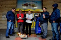 Kaybolan Paralar İçin Mangalda Para Yaktılar