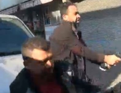 Tahir Elçi'ye siper olan polis şehit oldu!