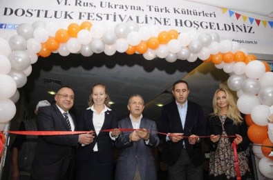 Türk-Rus-Ukrayna Dostluk Festivali'nde Barış Mesajı