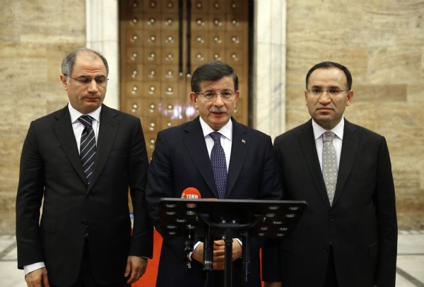 Başbakan Davutoğlu: Hedef Tahir Elçi değil Türkiye'dir