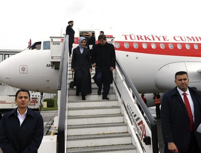 Başbakan Davutoğlu AB-Türkiye zirvesi için Brüksel'de