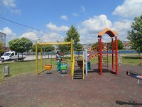 KURUÇEŞME - İzmit'teki Parklar Elden Geçiriliyor