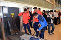 SADI TEKELIOĞLU - Trabzonspor 3 Puan İçin İstanbul'da