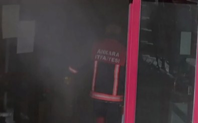 Ankara'da Korkutan Yangın !