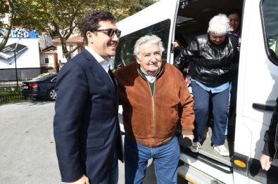 Başkan Hazinedar Jose Mujica'yı Ağırladı
