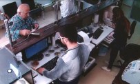 DÖVİZ BÜROSU - Yanlış kur kurbanı dövizci 10 bin TL fazla ödedi