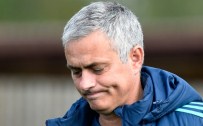 STOKE CITY - Mourinho'ya 1 Maç Men Ve Para Cezası !