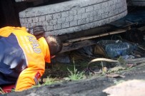 TERMİK SANTRAL - Su Doldurmaya Giden Anne-Kız Kamyonun Altında Kalarak Hayatını Kaybetti