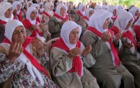 ŞEYTAN TAŞLAMA - Erdemli'de Umreye Gidenler Uğurlandı