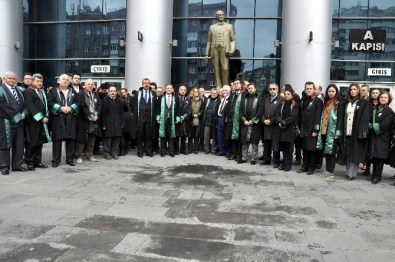 Eskişehir Barosu Tahir Elçi'yi Andı