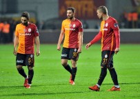 MUSTAFA DENİZLİ - Galatasaray 11 Milyon TL Kaybetti