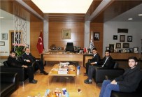 ANADOLU GENÇLIK DERNEĞI - Gençlerden Rektör Alkan'a Teşekkür