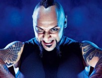 HAYKO CEPKİN - Hayko Cepkin bir kadına kafa attı