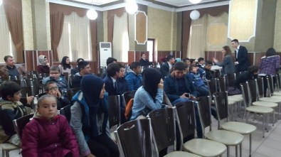 Karabük'te Öğrenciler İl Öğrenci Meclisi Başkanını Seçti