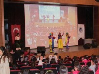 DİŞ FIRÇALAMA - Meski İlçelerde 2 Bin 500 Öğrenciye Eğitim Verdi