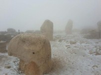YAĞIŞ UYARISI - Nemrut Dağı'na İlk Kar Düştü