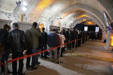 Saraysız Başkan Mujika, Odunpazarı'nı Gezdi