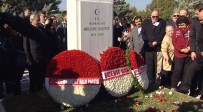 MASUM TÜRKER - Ecevit Ölüm Yıl Dönümünde Mezarı Başında Anıldı