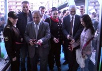RİZE BELEDİYESİ - Hediyelik Eşya Ve Yöresel Ürünler Fuarı Rize'de Horonlar Eşliğinde Açıldı