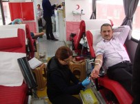 PAMUKÇU - Öğrenci Velilerinden Kızılay'a Kan Bağışı